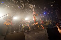LUI◇FRONTiC◆松隈JAPANインディーズラストワンマンライブ「ジャポニカ最終ライブ～この支配からの卒業～」の様子。