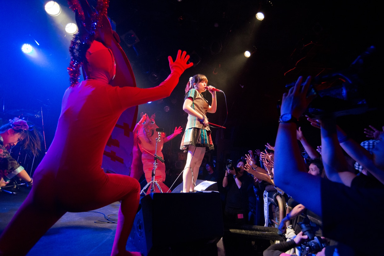 LUI◇FRONTiC◆松隈JAPANインディーズラストワンマンライブ「ジャポニカ最終ライブ～この支配からの卒業～」の様子。