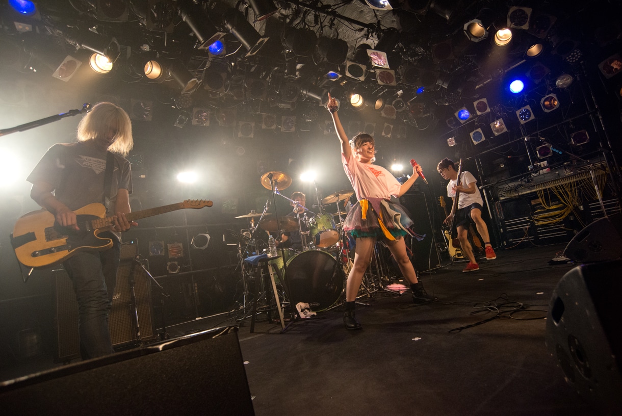 LUI◇FRONTiC◆松隈JAPANインディーズラストワンマンライブ「ジャポニカ最終ライブ～この支配からの卒業～」の様子。