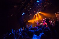 プラニメ ワンマンライブ「SAY HOW RAW!?」の様子。