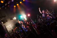 プラニメ ワンマンライブ「SAY HOW RAW!?」の様子。