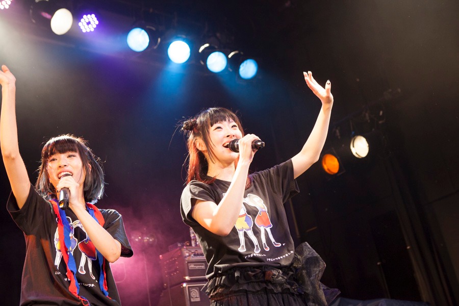 プラニメ ワンマンライブ「SAY HOW RAW!?」の様子。
