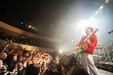 神聖かまってちゃんの東京・東京キネマ倶楽部公演の模様。