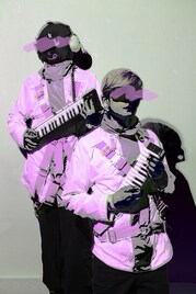 FLOPPY、8月に新宿LOFTで14周年記念公演