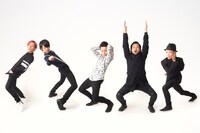 彼女 in the display