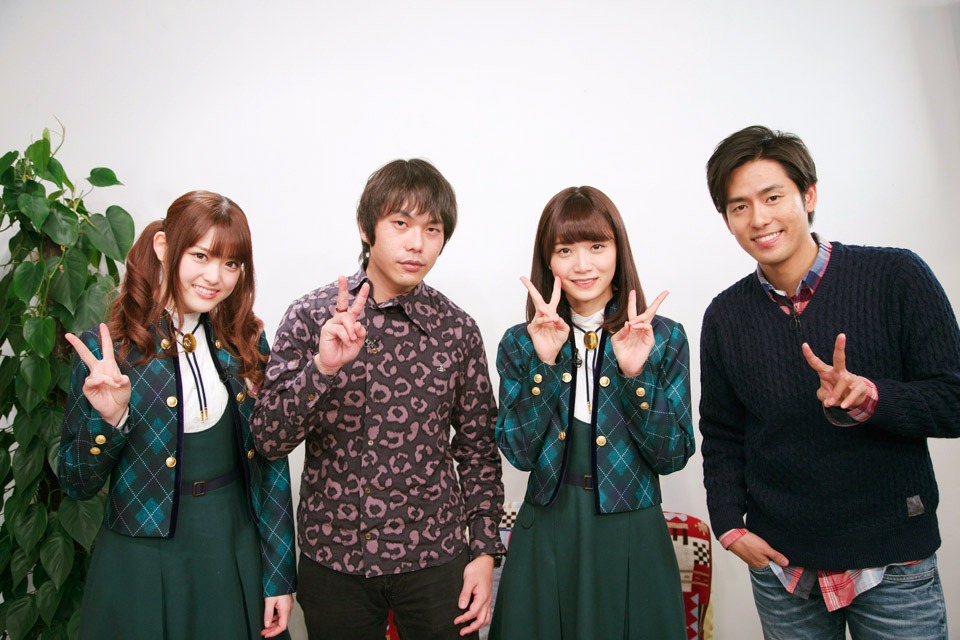 「ソニレコ！暇つぶしTV」に出演した4人。左から松村沙友理（乃木坂46）、ピエール中野（凛として時雨）、深川麻衣（乃木坂46）、K。