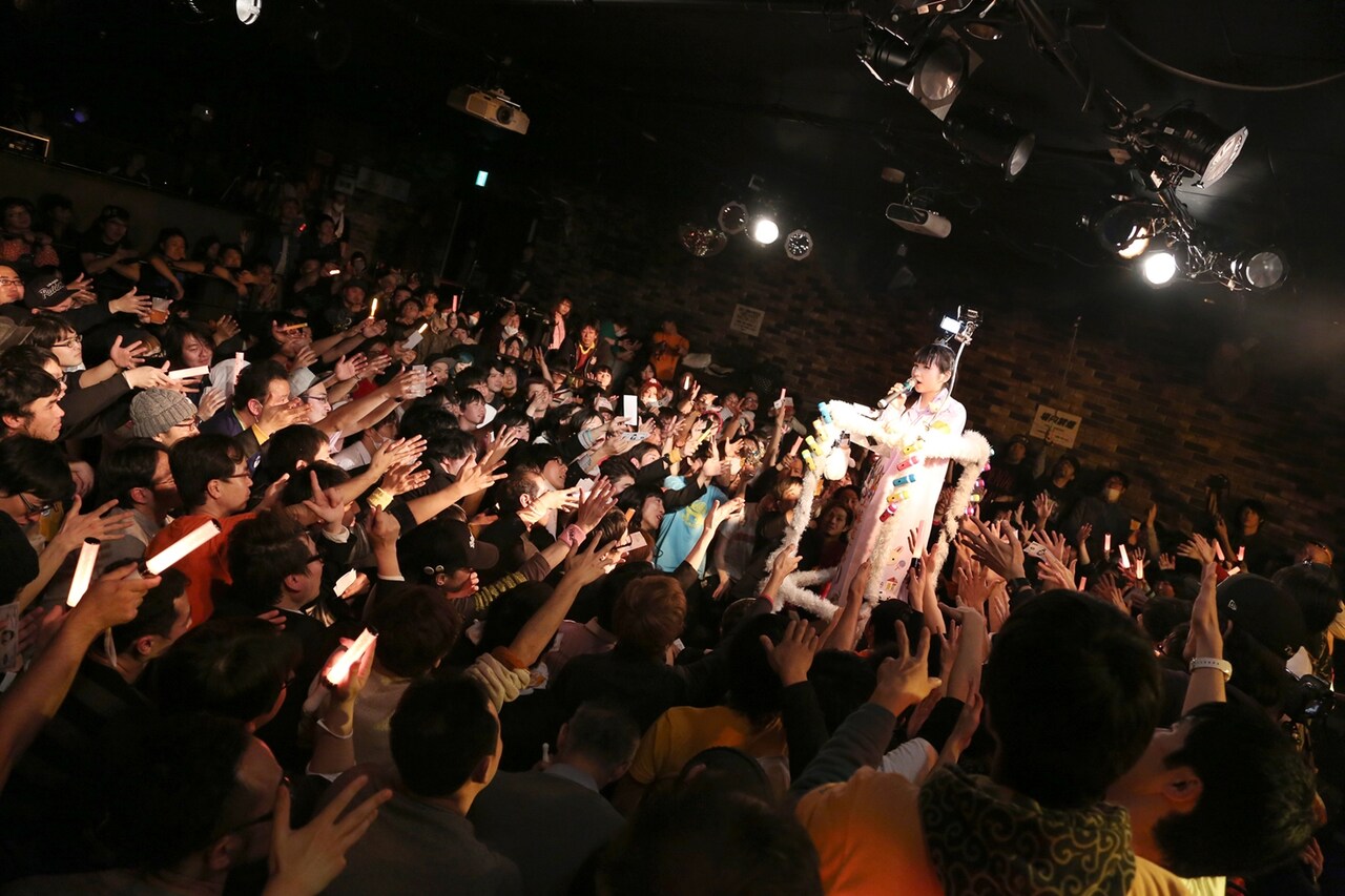 ゆるめるモ！ちーぼう聖誕祭、特攻服でお札ばらまきマジ感謝