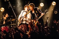 go!go!vanillas「Magic Number Tour 2014-2015」東京・渋谷CLUB QUATTRO公演の様子。（撮影：浜野カズシ）