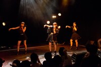 GALETTeによるライブの様子。