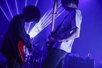 ヒトリエ「WONDER and WANDER」東京・赤坂BLITZ公演の様子（撮影：河本悠貴）