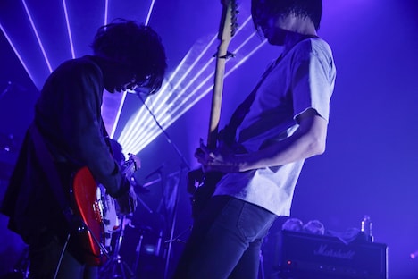 ヒトリエ「WONDER and WANDER」東京・赤坂BLITZ公演の様子（撮影：河本悠貴）