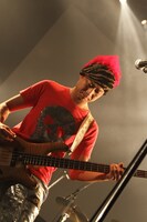 合田悟（B）（撮影：オオタシンイチロウ）