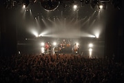 LUNKHEAD「10th ANNIVERSARY『一世一代のみかん祭り』」新木場STUDIO COAST公演の様子。（撮影：オオタシンイチロウ）