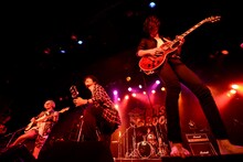 THE ORAL CIGARETTES（撮影：釘野孝宏）