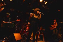 「泉 彩世子 ワンマンLIVE 2015 intro…～沙世子から、彩世子へ～」の様子。