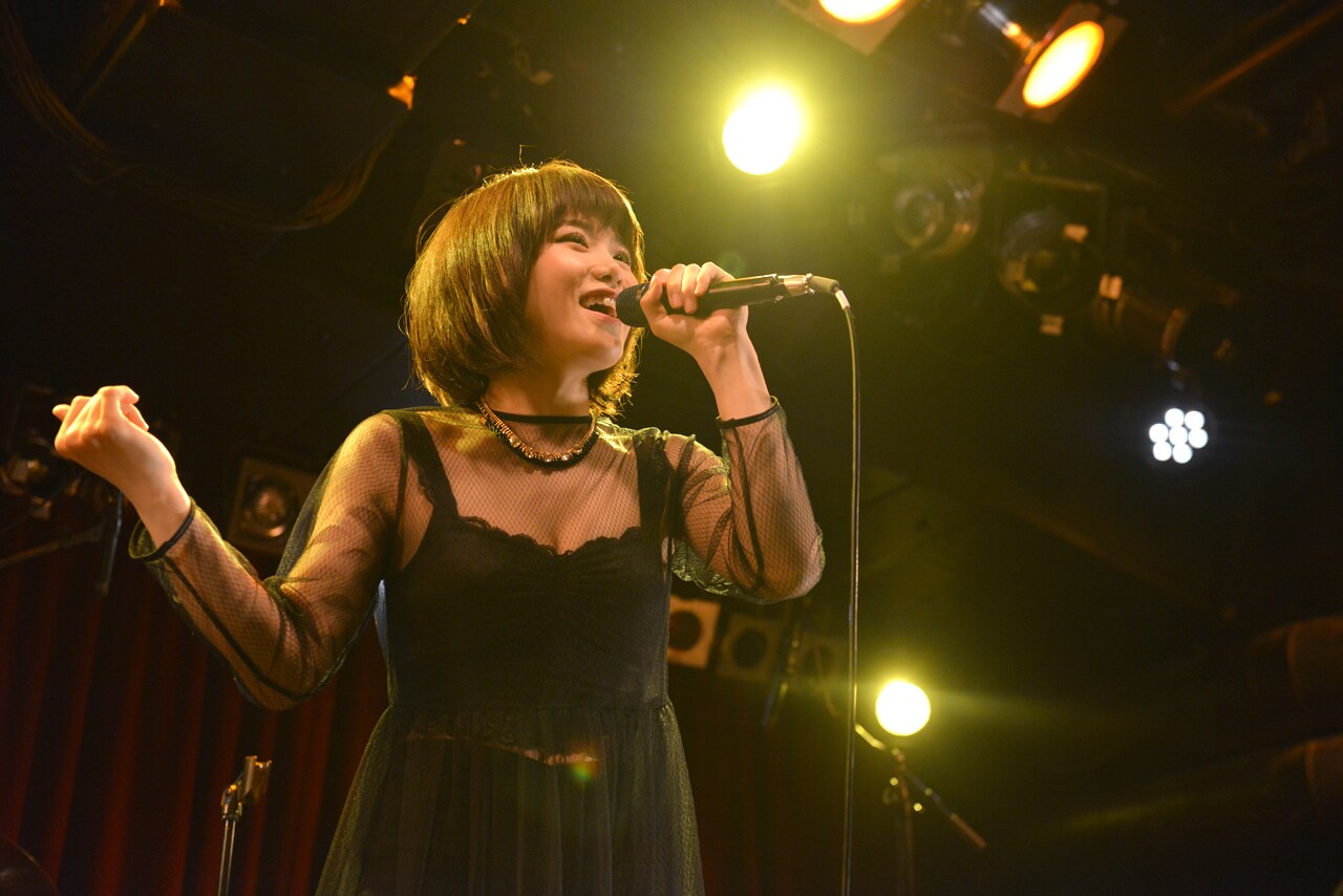 「泉 彩世子 ワンマンLIVE 2015 intro…～沙世子から、彩世子へ～」の様子。