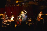 「泉 彩世子 ワンマンLIVE 2015 intro…～沙世子から、彩世子へ～」の様子。