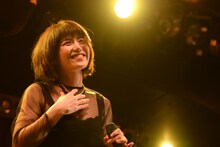 「泉 彩世子 ワンマンLIVE 2015 intro…～沙世子から、彩世子へ～」の様子。