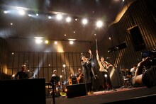 ハンバート ハンバート「レコ発ツアー『歩いていくんだ、どこまでも』」日比谷野外大音楽堂講演の様子