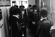 黙祷を捧げるLUNA SEAのメンバー。