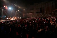 藤田麻衣子「LIVE TOUR 2014-2015 ～one way～」中野サンプラザ公演の様子。