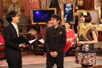 左から福井慶仁、徳永英明、西内まりや。 (c)フジテレビ
