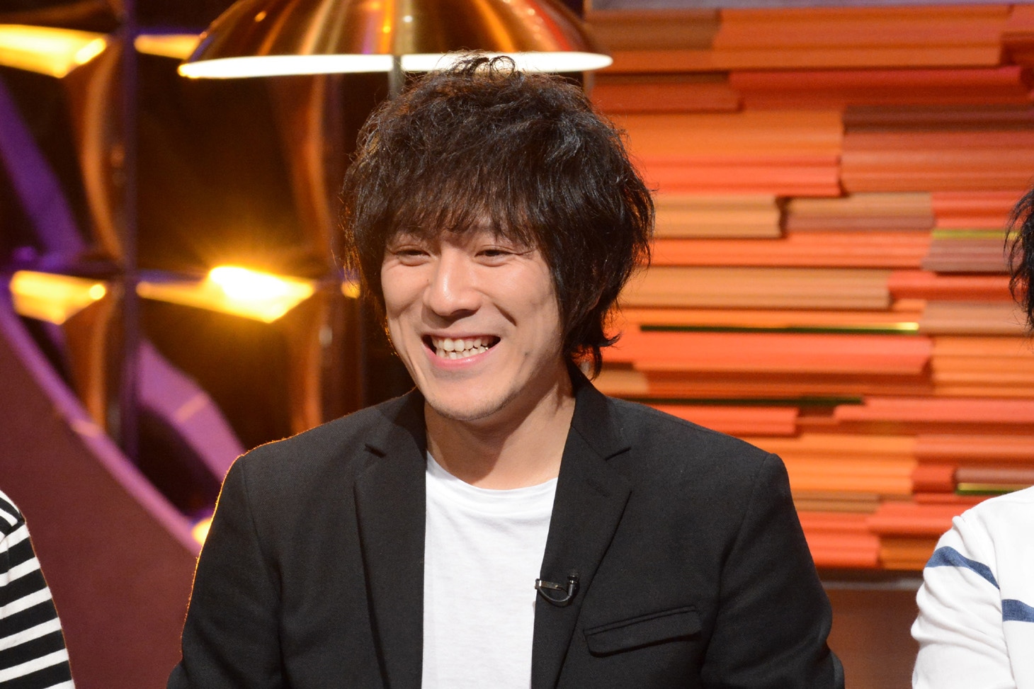 清水依与吏（Vo, G） (c)日本テレビ