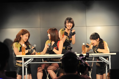 ポンテギを食べるアップアップガールズ（仮）。