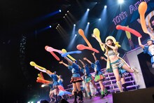 指原莉乃による「切ないリプライ」歌唱の様子。 (c)AKS