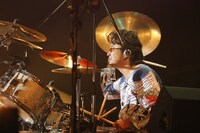 ナカジマノブ（Dr, Vo）