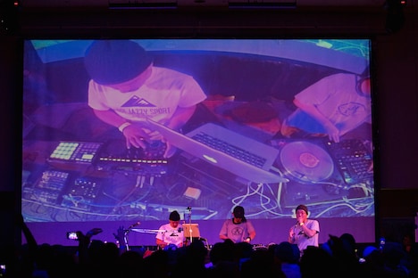 GAGLE（Photo by Takanori Tsukiji［STARSERVERCLUB］&Yasuhiro Orii）