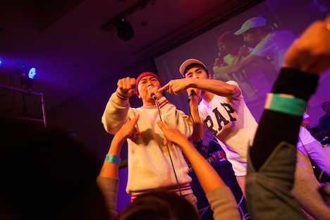 鎮座DOPENESS&DOPING BAND（Photo by Takanori Tsukiji［STARSERVERCLUB］&Yasuhiro Orii）