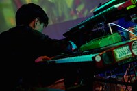 cro-magnon（Photo by Takanori Tsukiji［STARSERVERCLUB］&Yasuhiro Orii）