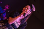 cro-magnonのライブにゲスト参加した有坂美香。（Photo by Takanori Tsukiji［STARSERVERCLUB］&Yasuhiro Orii）