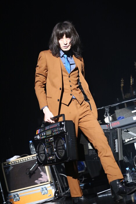 志磨遼平（Photo by HAJIME KAMIIISAKA）