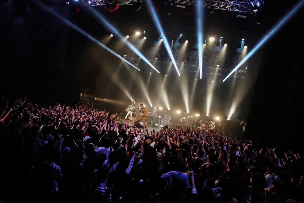 ドレスコーズ「Tour 2015 "Don't Trust Ryohei Shima"」東京・新木場STUDIO COAST公演の様子。（Photo by HAJIME KAMIIISAKA）