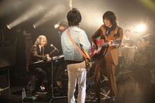 ドレスコーズ「Tour 2015 "Don't Trust Ryohei Shima"」東京・新木場STUDIO COAST公演の様子。（Photo by HAJIME KAMIIISAKA）