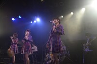 「Negicco at LIQUIDROOM Road of Negiiiiii ～Negicco One Man Show～ 2015 Winter」の様子。
