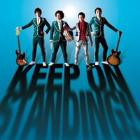 THE TON-UP MOTORS「KEEP ON STANDING!!」初回限定盤ジャケット