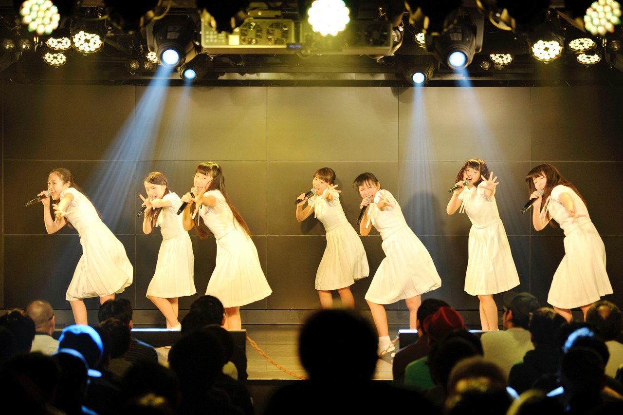 アイドルネッサンス「アキバで高まるネッサンス!!vol.2」の様子。