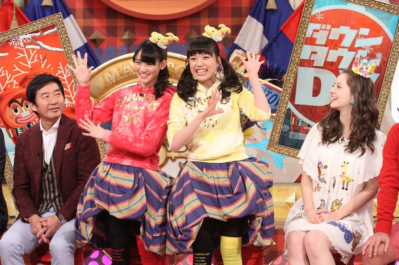 左から石田純一、秋本帆華、伊藤千由李、春香クリスティーン。(c)日本テレビ