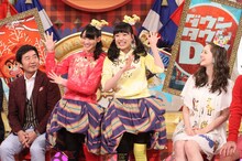 左から石田純一、秋本帆華、伊藤千由李、春香クリスティーン。(c)日本テレビ