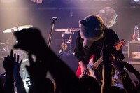 MAN WITH A MISSION「5YEARS 5WOLVES 3SHOWS TOUR」愛知・ell.FITS ALL公演の様子。