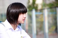 映画「灰色のカラス」のワンシーン。