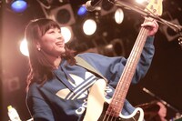 Karin（B）（撮影：佐藤里奈［SMOOCH］、玉岡優莉［SMOOCH］）