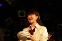 Shione（Vo, G）（撮影：佐藤里奈［SMOOCH］、玉岡優莉［SMOOCH］）