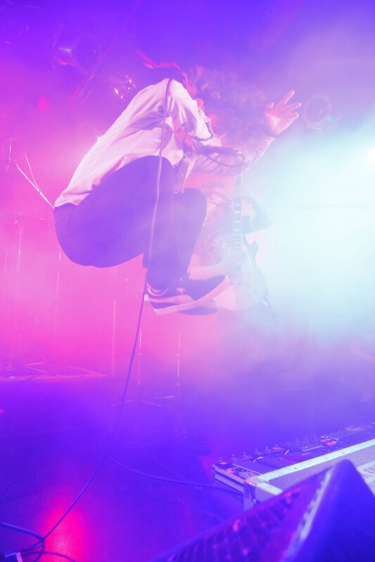 KNOCK OUT MONKEY、思い出のCLUB PHASEでツアー幕開け