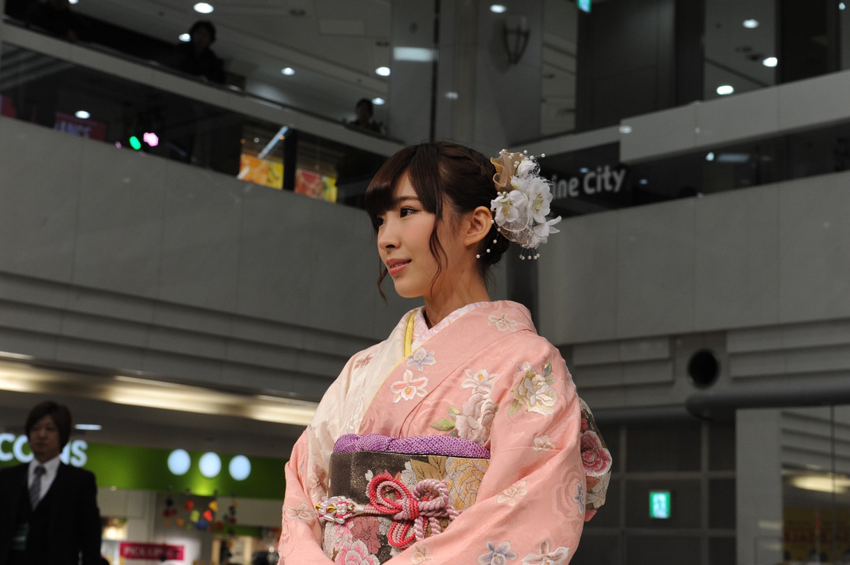 岩佐美咲