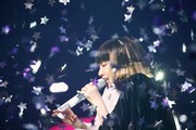 今週の人気画像1位は「YUKI、観客を“いいところ”に連れて行った2年4カ月ぶり東京公演」より、「YUKI concert tour“Flyin' High”'14～'15」東京・NHKホール公演の様子。