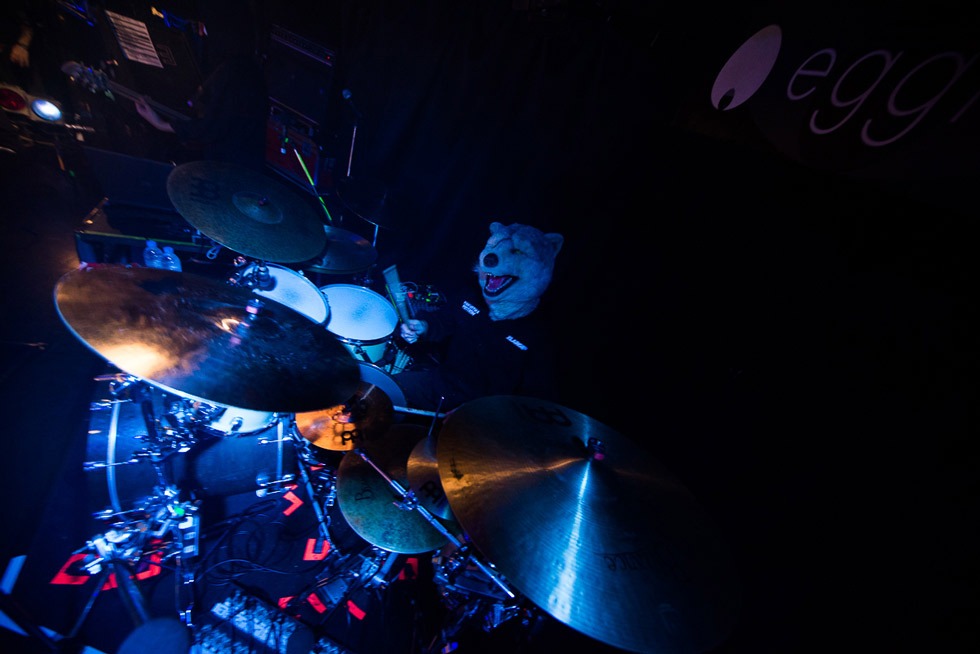 MAN WITH A MISSION「5YEARS 5WOLVES 3SHOWS TOUR」東京・Shibuya eggman公演の様子。